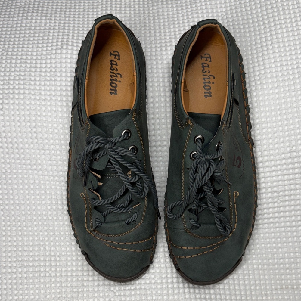 Fashion Men's Dark Green Casual - Moccasin Casual Shoes -  Size 11